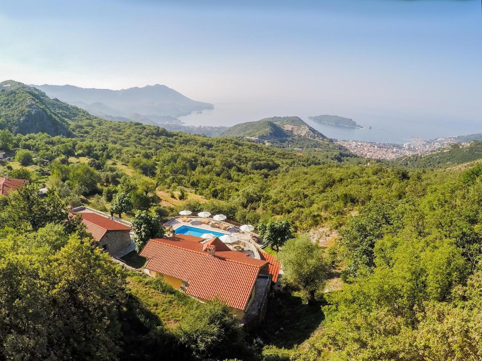 Villa Andreja Lapcici